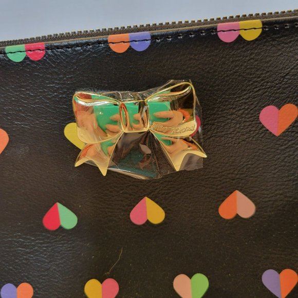 Betset Johnson Hearts Printed Pebble Zip Large Wristlet Black Makeup Case - Picture 2 of 11